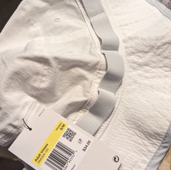 Bucket Hat - Picture 4 of 5